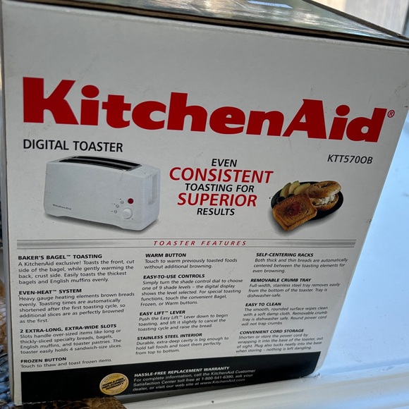 KitchenAid Digital Black Toaster - Picture 2 of 3